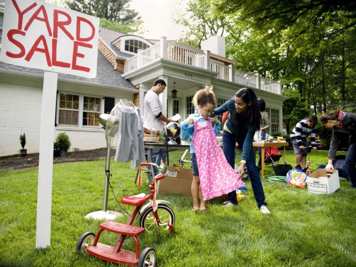 Garage sale - Sales